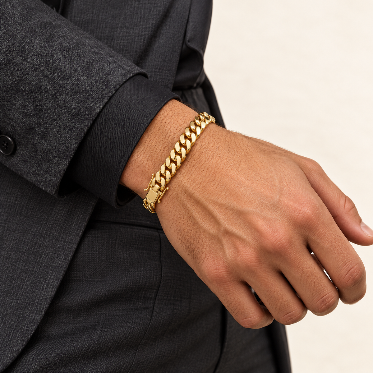 Bracelet Gourmette Signature — or jaune 9 carats, 10 mm