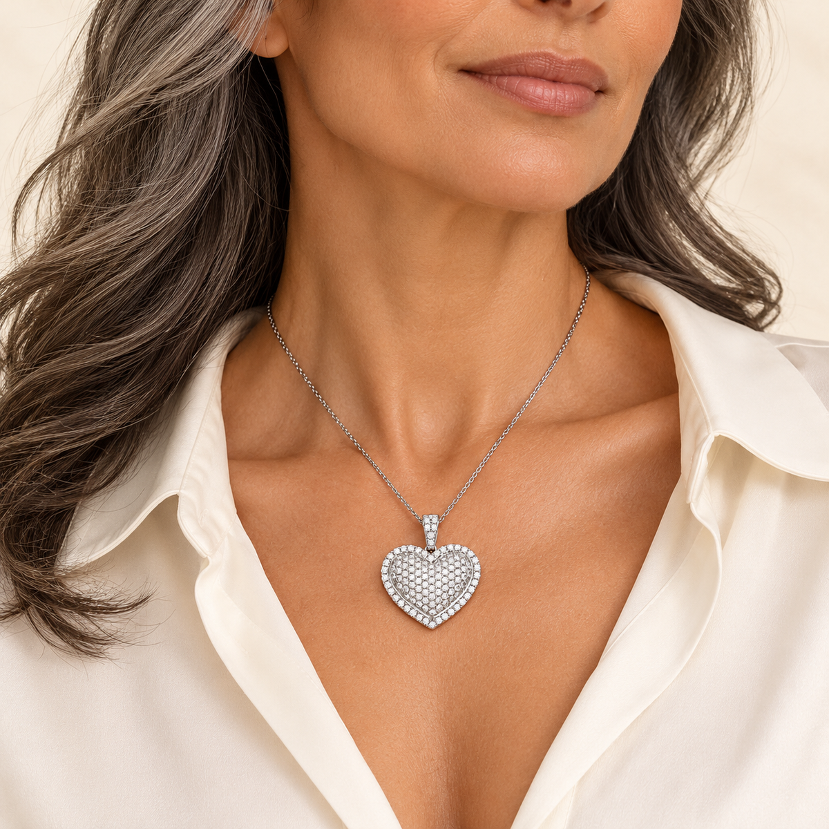 Pendentif Cœur Pavé — or blanc 18 carats et diamants 2 ct