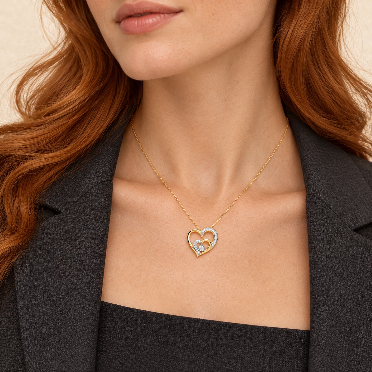 Pendentif Cœurs Liés — or jaune 9 carats et diamants 0,10 ct
