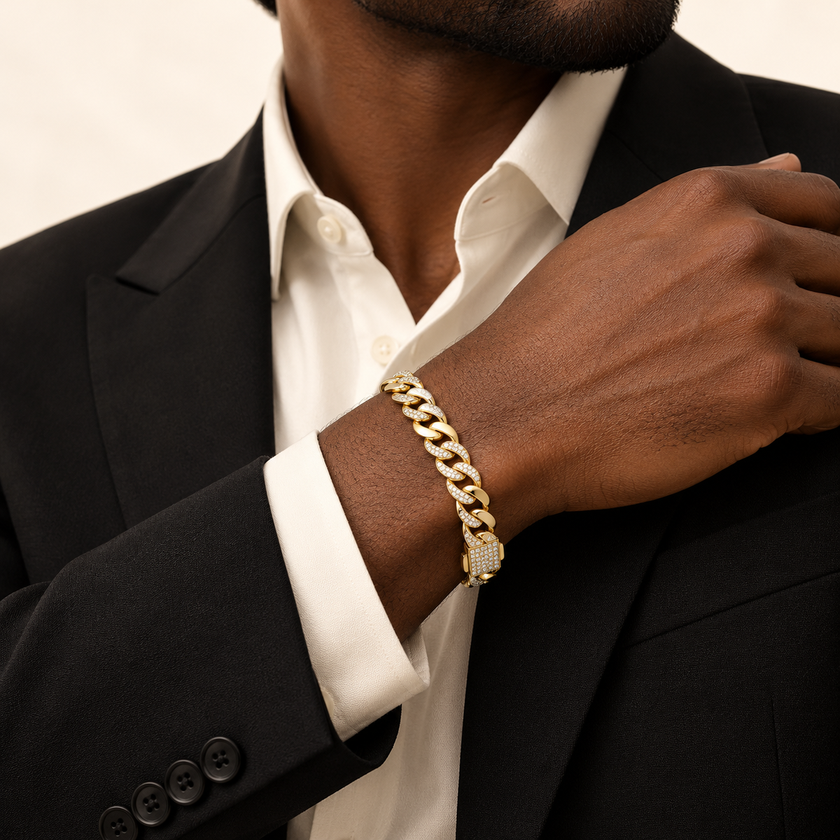 Pavé Curb Bracelet — 9ct yellow gold and cubic zirconia