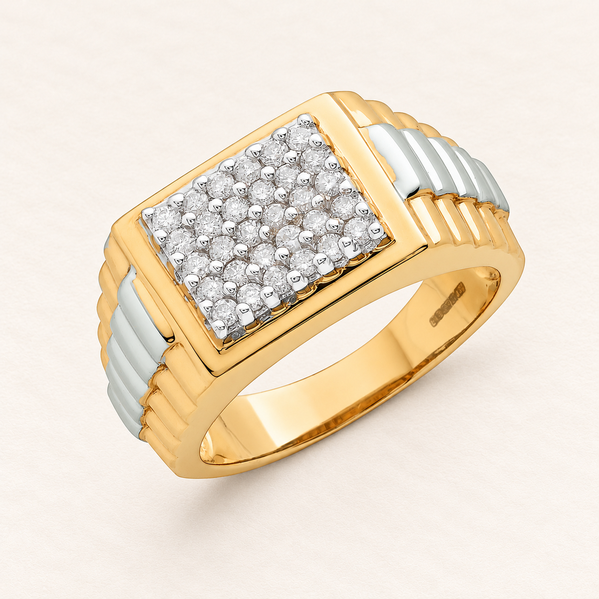 Chevalière Maillons — or 9 carats et diamants 0,50 ct