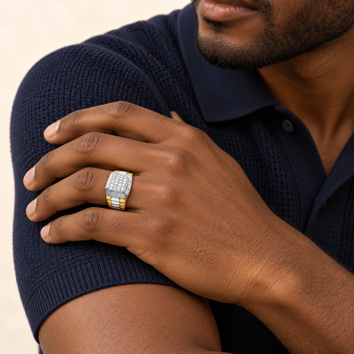 Chevalière Éclat Cannelé — or bicolore 9 carats et diamants 0,50 ct