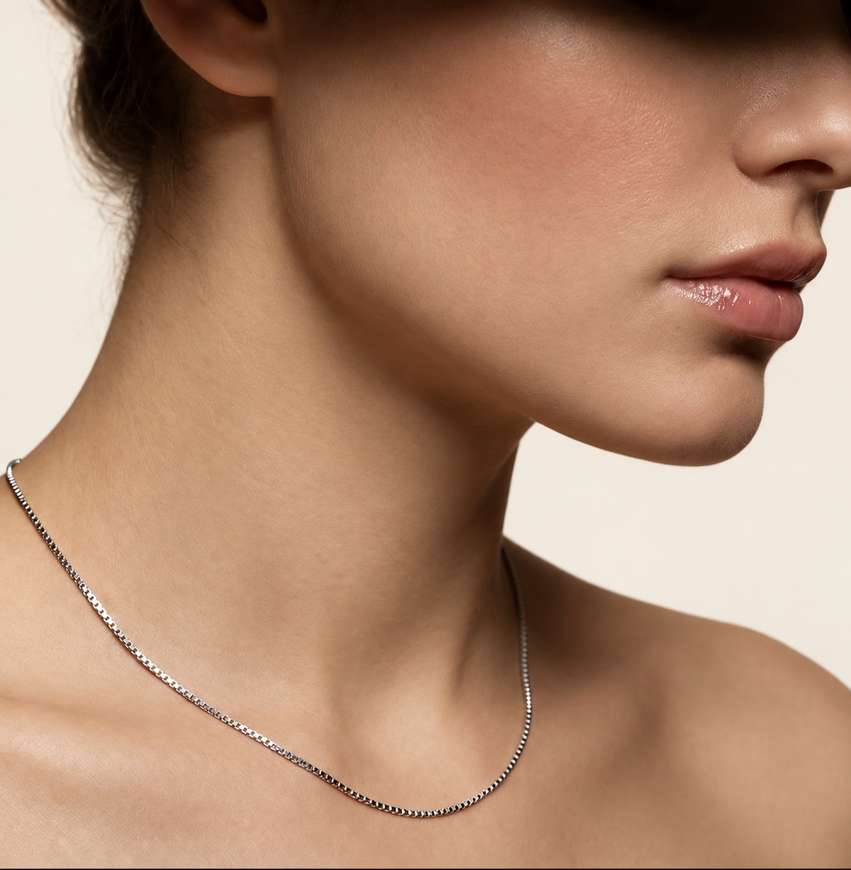 Linea Essentielle Chain